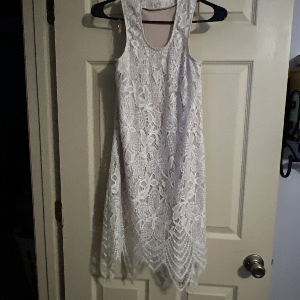 NWT Francesca's Dress Size S White & Gold Metallic Floral Bridal Graduate Party